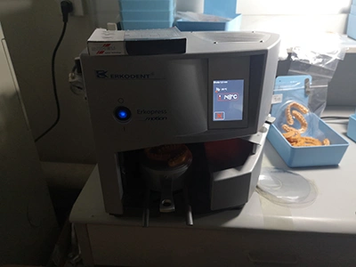 Machines de thermoformage sous pression